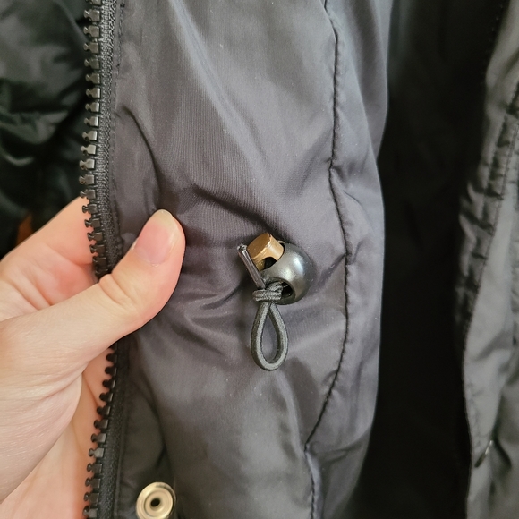 Outdoor Spirit Black Duck Down Feather Filled Massive Puffer Coat/Jacket Size L - Picture 9 of 13